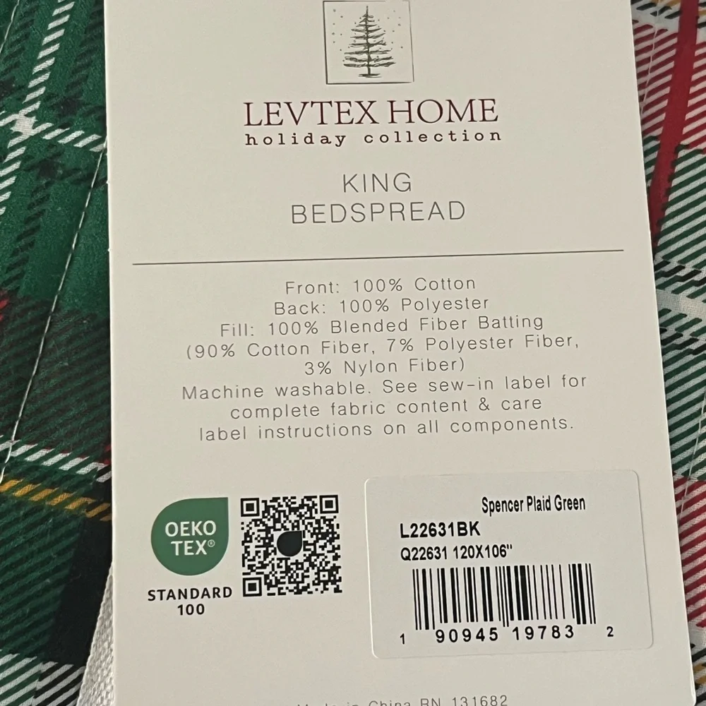 NWT LEVTEX HOME holiday collection SPENCER PLAID GREEN BEDSPREAD King